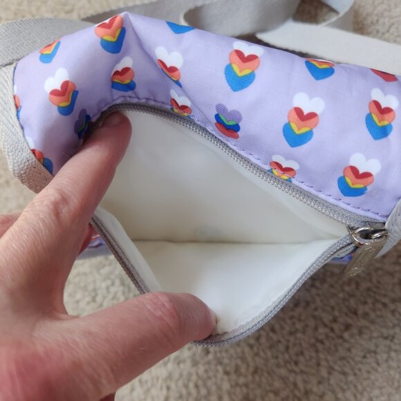 LeSportsac Mini Crossbody bag with matching coin purse Heart Valentine Love - Picture 8 of 9